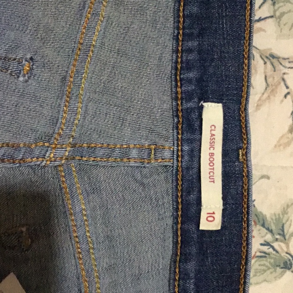 Levi bootcut size 10
